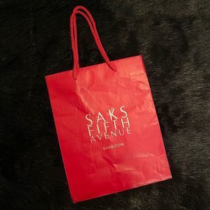 Saks Fifth Avenue Gift Wrap Party Supplies for Home - Poshmark